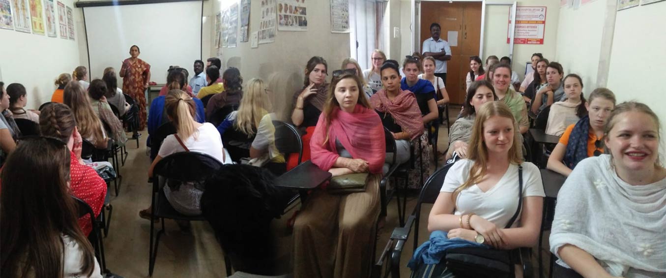 Students of Belgium visited GVN HOSPITAL